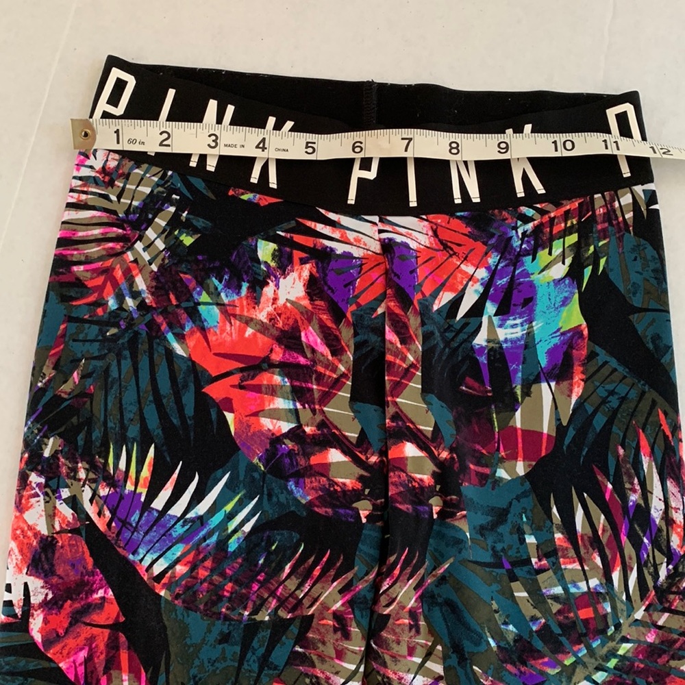 PINK Victoria’s Secret XS Capri Leggings - Picture 7 of 9